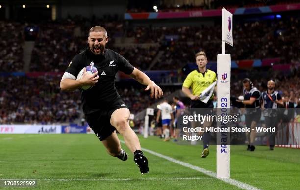 Dane Coles of New Zealand scores his team's thirteenth try during the Rugby World Cup France 2023 match between New Zealand and Italy at Parc...