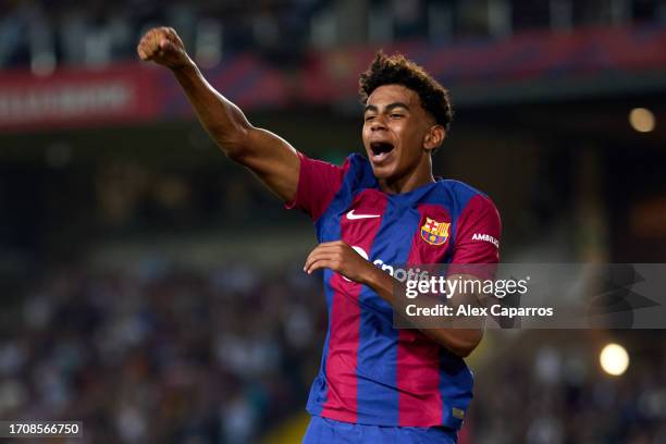 Lamine Yamal of FC Barcelona celebrates after Sergio Ramos of Sevilla FC scored an own goal during the LaLiga EA Sports match between FC Barcelona...