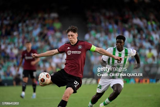 Sparta Praha's Czech midfielder Ladislav Krejci vies with Real Betis' Spanish midfielder Assane Diao during the UEFA Europa League 1st round day 2...