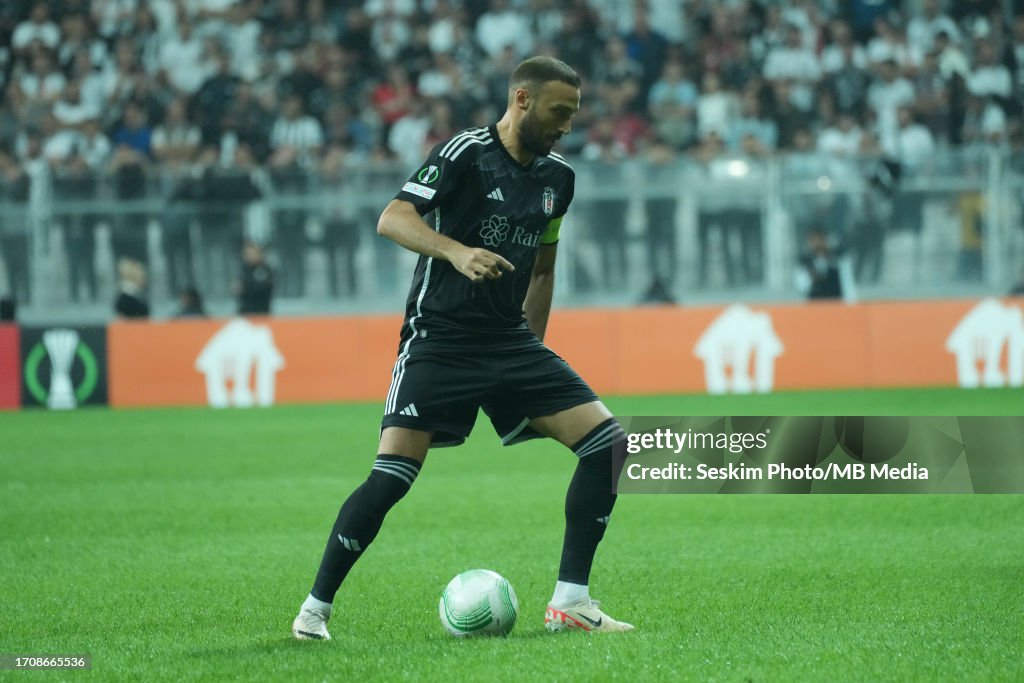 Cenk Tosun of Besiktas JK controls the ball duing the 2023/24 UEFA