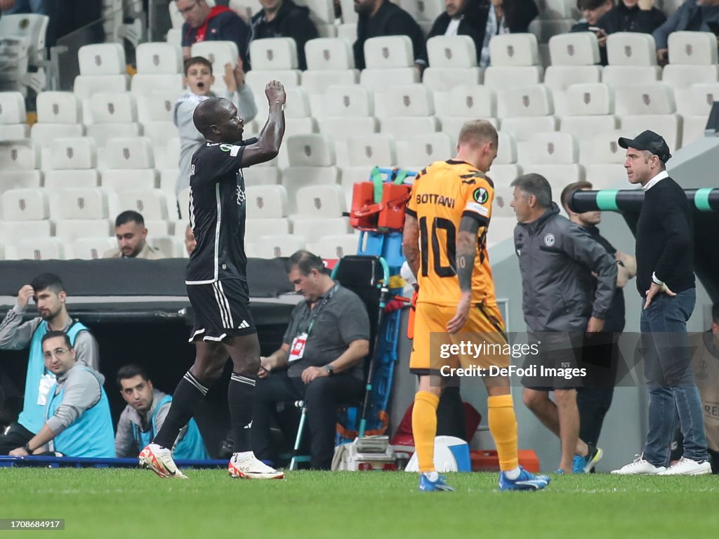 Jonathan Sabbatini of FC Lugano, Salih Ucan of Besiktas celebrates