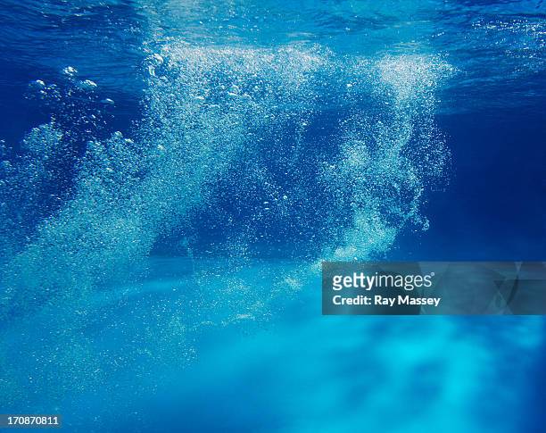 bubbles - underwater stock pictures, royalty-free photos & images