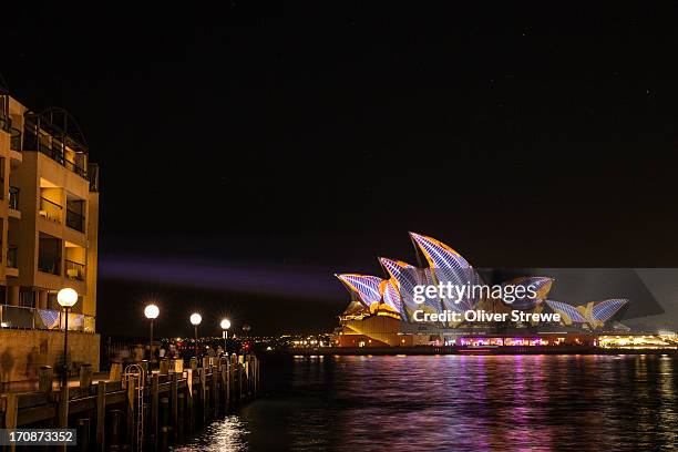 sydney vivid festival - vivid sydney stock pictures, royalty-free photos & images