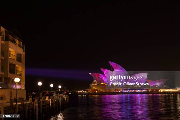 sydney vivid festival - vivid sydney stock pictures, royalty-free photos & images