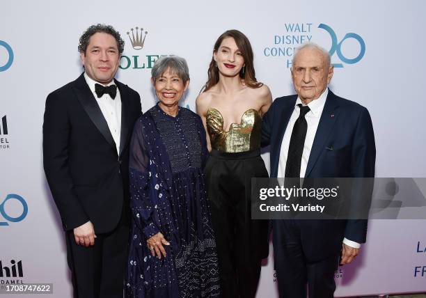 Gustavo Dudamel, Berta Isabel Aguilera, María Valverde and Frank Gehry at the Los Angeles Philharmonic Gala at the Walt Disney Concert Hall on...