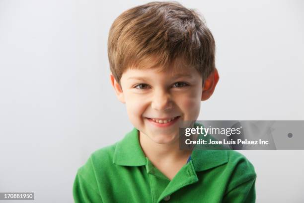 caucasian boy smiling - 7 fotografías e imágenes de stock