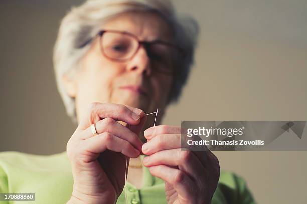 portrait of a senior woman - inserting imagens e fotografias de stock