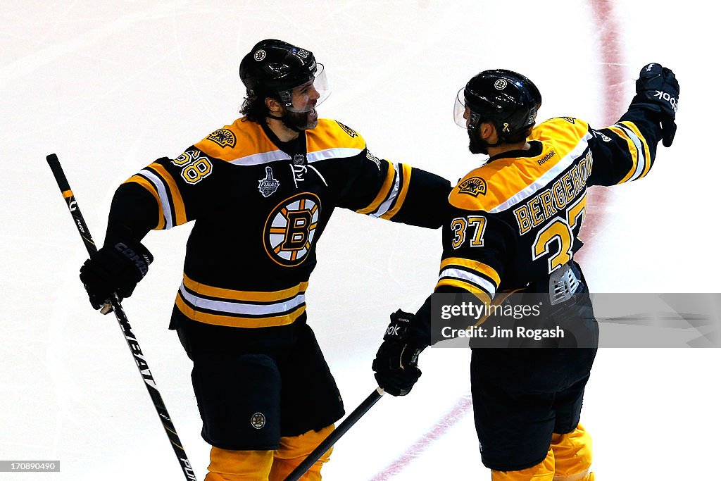 2013 NHL Stanley Cup Final - Game Four