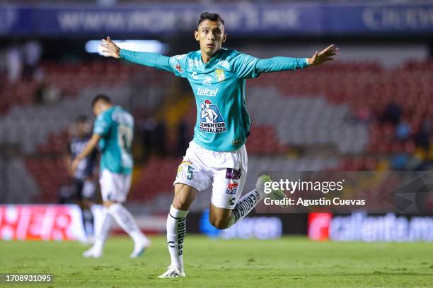 Fidel Ambiz of Leon celebrates after scoring the team's first goal during the 10th round match between Queretaro and Leon as part of the Torneo...