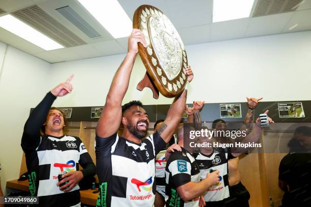 Lolagi Visinia of Hawkes Bay celebrates after winning the Ranfurly Shield during the round nine Bunnings Warehouse NPC match between Wellington and...