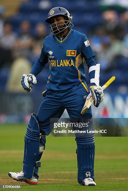Tillakaratne Dilshan of Sri Lanka retires hurt during the ICC Champions Trophy Semi Final match between India and Sri Lanka at SWALEC Stadium on June...