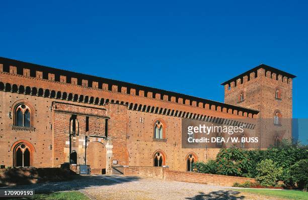 Visconti Castle, built between 1360 and 1365 and commissioned by Galeazzo II Visconti, Pavia, Lombardy, Italy.