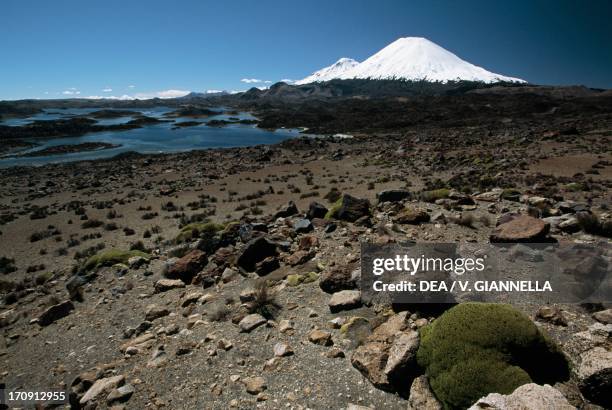 Chile Rocks Zoomed In List Of Volcanoes In Chile Photos and Premium High Res Pictures - Getty ...