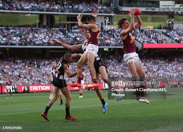 Joe Daniher of the Lions marks during the 2023 AFL Grand Final match between Collingwood Magpies and Brisbane Lions at Melbourne Cricket Ground, on...