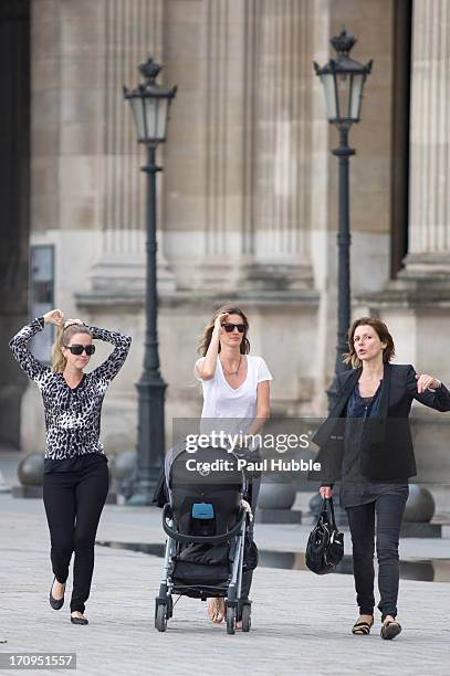 Model Gisele Bundchen and her sister Rafaela Bundchen are sighted near the 'Louvre' museum on June 20, 2013 in Paris, France.