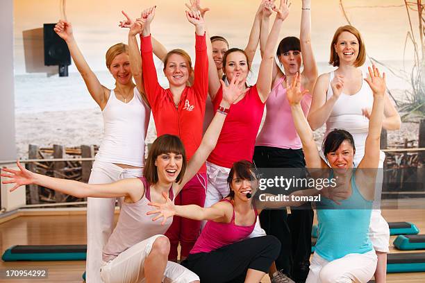 aerobics group photo - klassfoto bildbanksfoton och bilder