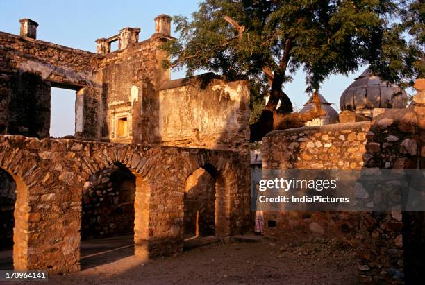 Zafar Zafar Mahal Photos and Premium High Res Pictures - Getty Images
