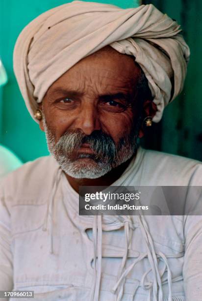 58 Rabari Tribal Elder Stock Photos, High-Res Pictures, and Images ...