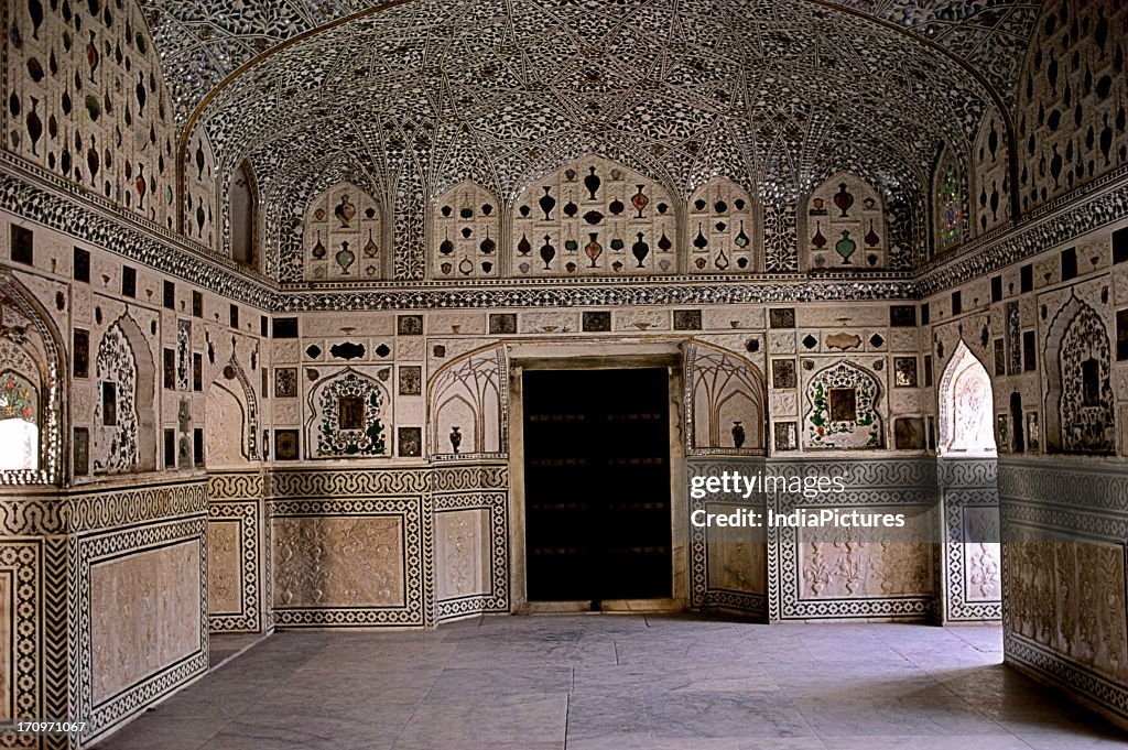Scheesh Sheesh Mahal, Amer Palace, Amer, Jaipur, Rajasthan, India. News Photo ...
