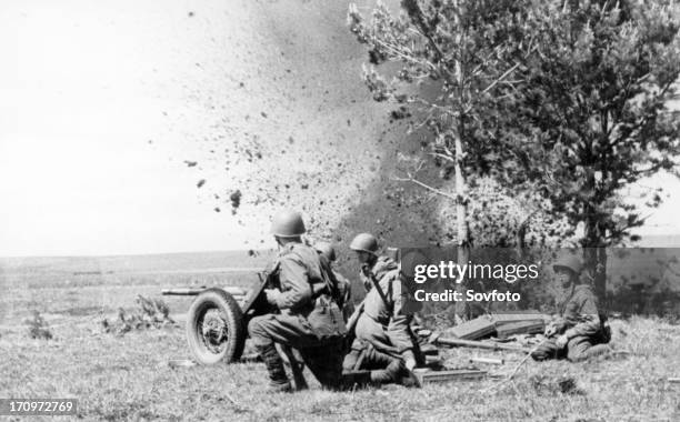 81 Repulsing Stock Photos, High-Res Pictures, and Images - Getty Images