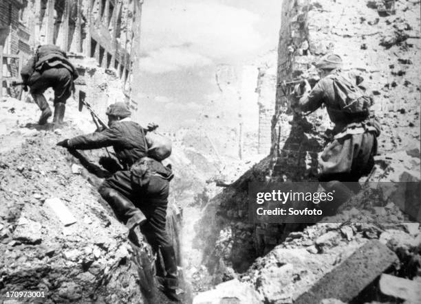 Battle of stalingrad during the fall of 1942.