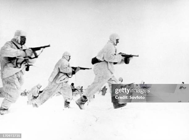 Soviet Counteroffensive 916 Winter 1941 Stock Photos, High-Res Pictures, and Images - Getty Images