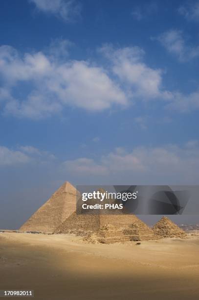 Egypt. The Pyramids of Giza. Pyramids of Khafre and Menkaure . 26th century B.C. 4th Dynasty. Old Kingdom.
