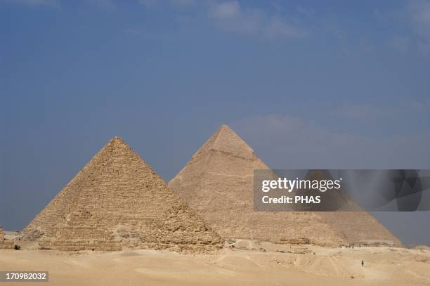 Egypt. The Pyramids of Giza. Great Pyramid of Giza , the Pyramid of Khafre and the Pyramid of Menkaure . 26th century B.C. 4th Dynasty. Old Kingdom.