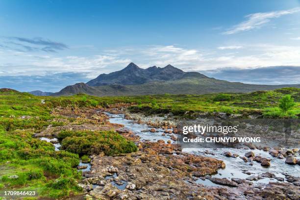 sligachan, isle of skye, schottland - cuillins stock-fotos und bilder