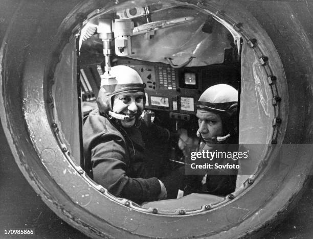 The crew of the soviet space mission soyuz 14 commander pavel popovich and engineer yuri artyukhin during traing at the gagarin cosmonaut training...