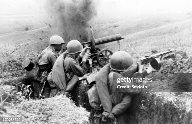 German Machine Guns Ww2 Photos And Premium High Res Pictures Getty Images german-machine-guns-ww2-photos-and-premium-high-res-pictures-getty-images