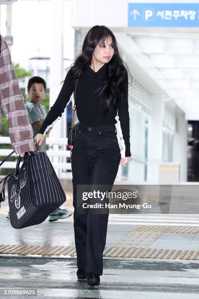 Jennie of South Korean girl group BLACKPINK is seen on departure at Incheon International Airport on September 30, 2023 in Incheon, South Korea.