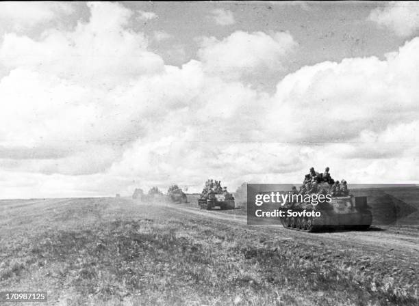 Tanks 1943 Photos and Premium High Res Pictures - Getty Images