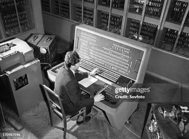 The besm-2 computer in operation at the calculating center of moscow's ussr academy of sciences, 1959.