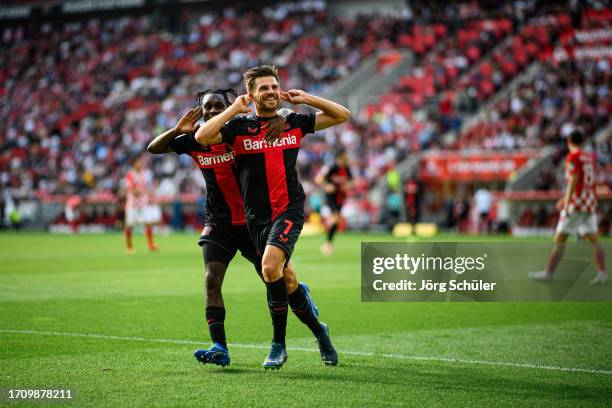 Jonas Hofmann of Leverkusen celebrates after scoring his teams third goal during the Bundesliga match between 1. FSV Mainz 05 and Bayer 04 Leverkusen...