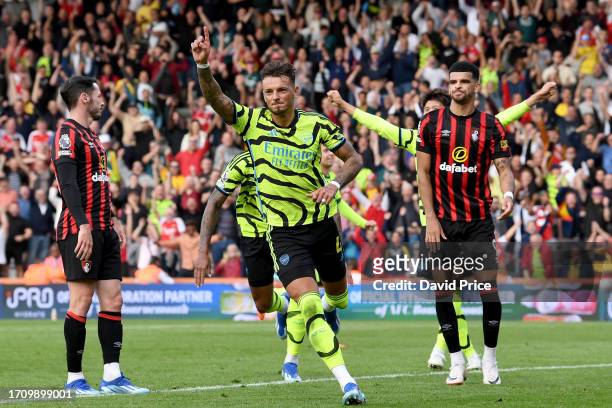 Ben White of Arsenal celebrates after scoring the team's fourth goal during the Premier League match between AFC Bournemouth and Arsenal FC at...