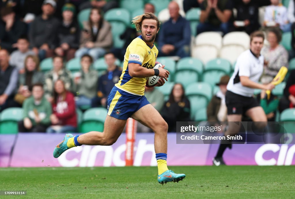 Tom Rugby Bath Tom De Glanville of Bath Rugby runs with the ball during the... News ...