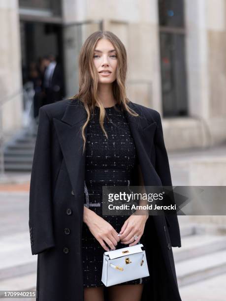 Lorena Rae attends the Elie Saab Womenswear Spring/Summer 2024 show as part of Paris Fashion Week on September 30, 2023 in Paris, France.