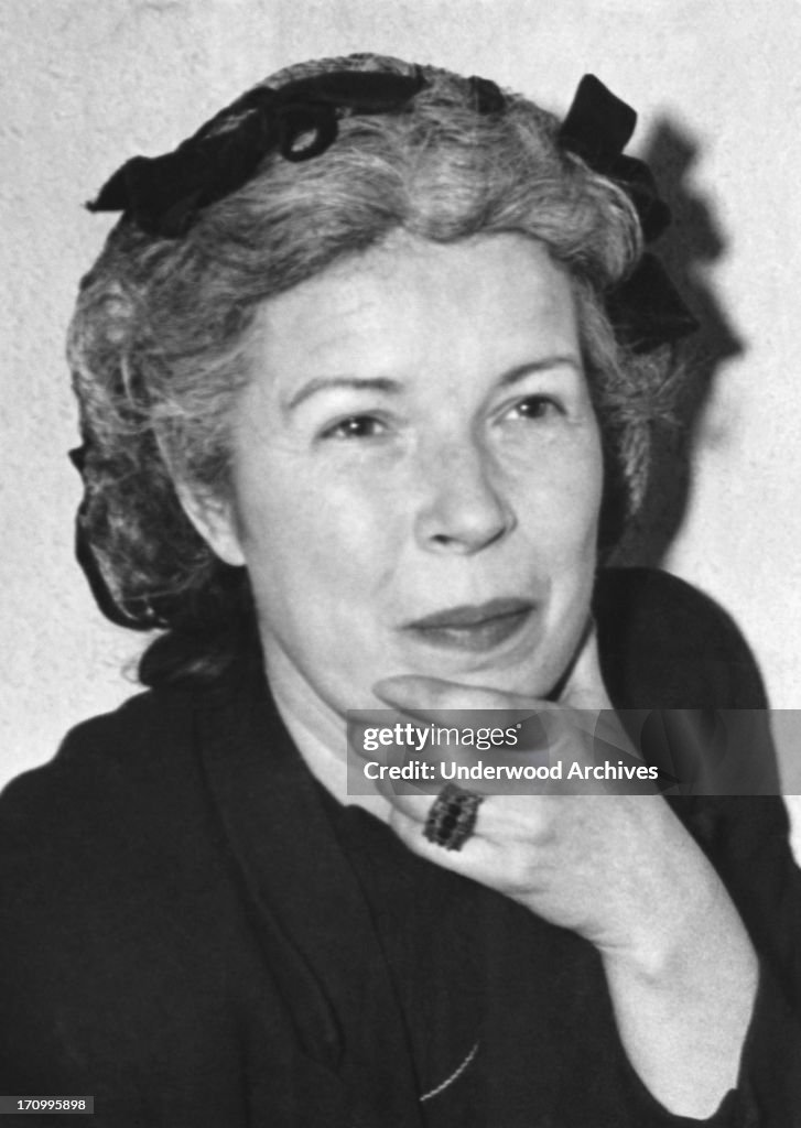 Mildred Gillars The Notorious Axis Sally Who Made Propaganda News mildred-gillars-the-notorious-axis-sally-who-made-propaganda-news