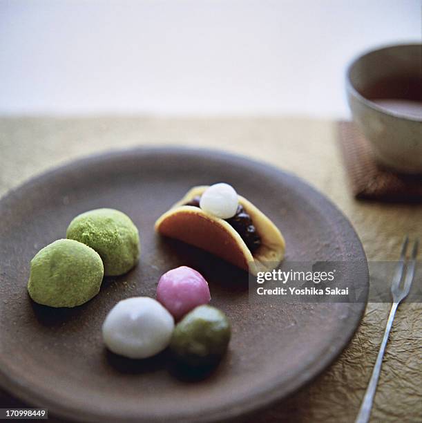 wagashi spring - japanese sweet stock-fotos und bilder