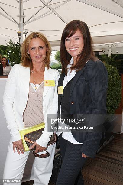 Isabelle Delling Und Kerstin Beckmann Beim Dkms Ladies Lunch Am 140607 In München