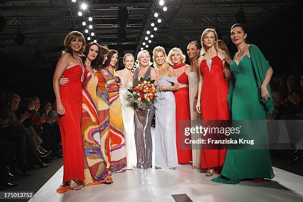 Vl Maren Gilzer. Isabelle Schlz, Jeanette Hain, Susanne Wiebe, Nina Ruge, Saskia Vesper, Natascha Ochsenknecht, Inge Posmyk, Isolde Barth Bei Der...