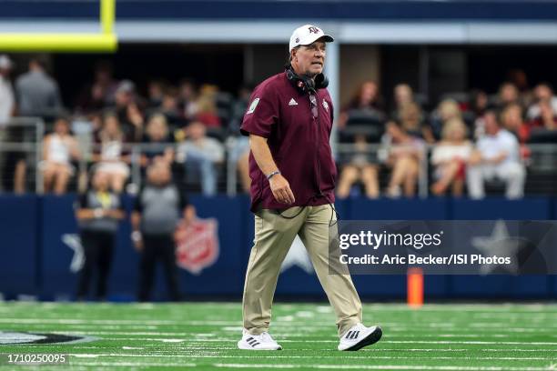 Texas A&M Aggies head coach Jimbo Fisher during an injury timeout during a game between the University of Arkansas Razorbacks and Texas A&M Aggies at...