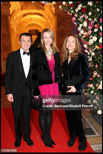 Francois Sarkozy, Delphine Arnault, Consuelo Remmert at The Dinner Hosted At The Petit Palais To Co-Inside With The Retrospective Yves Saint Laurent.