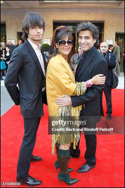 Princesse Hermine De Clermont Tonnerre with Alexandre Zouari and child Andrei at The 16th Amnesty International Musique Contre L'Oubli Concert At...