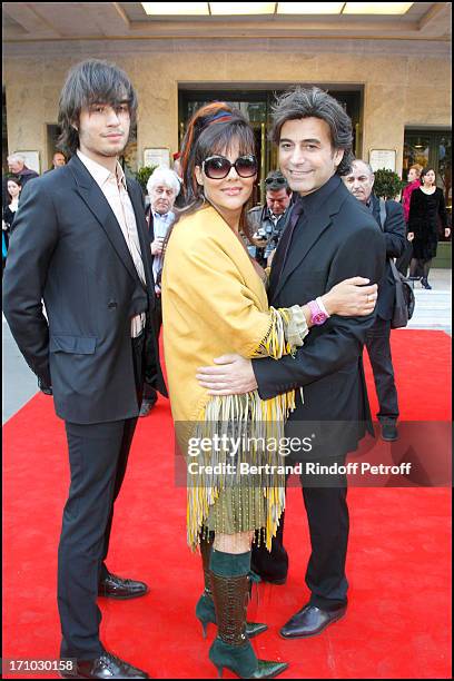 Princesse Hermine De Clermont Tonnerre with Alexandre Zouari and child Andrei at The 16th Amnesty International Musique Contre L'Oubli Concert At...