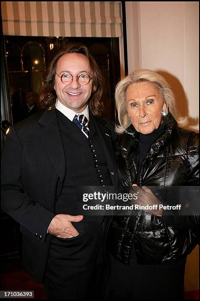 Bill Pallot, Micheline Mauss at The Joint Private Function Of Wendy Artin And Marina Cicogna At La Galerie Du Passage - Pierre Passebon In Paris.