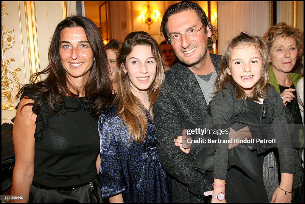 Pietro Beccari with wife Elisabetta and their children Constanza and  News Photo - Getty Images