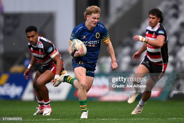 Finn Hurley of Otago charges forward during the round nine Bunnings Warehouse NPC match between Otago and Counties Manukau at Forsyth Barr Stadium,...