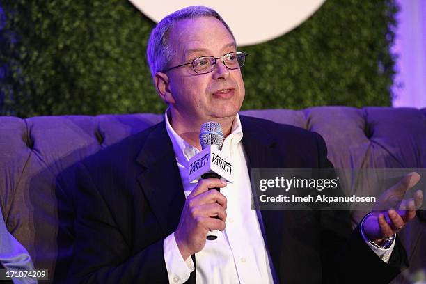 Dale Alan Riley 133 Kit Riley Stock Photos, High-Res Pictures, and Images - Getty Images